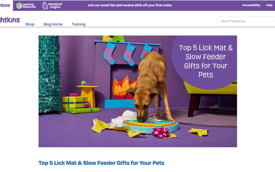 Pet Product Advertising: A custom set design for immersive holiday campaign 